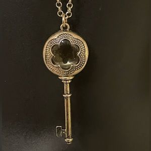 ZAD Handsome Sculpted Shiny Goldtone Skeleton Key Pendant Necklace